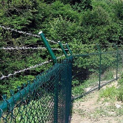 Boru Direkli Tel Çit Üzerine 3 Sıra Dikenli Tel