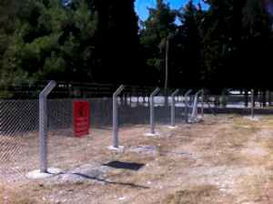 beton direkli tel çit