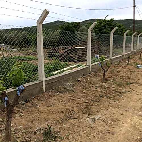 Beton Direkli Tel Çit