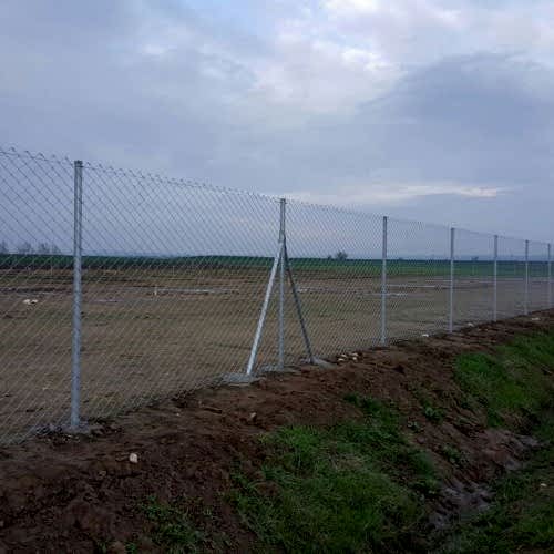 Boru Direkli Tel Çit