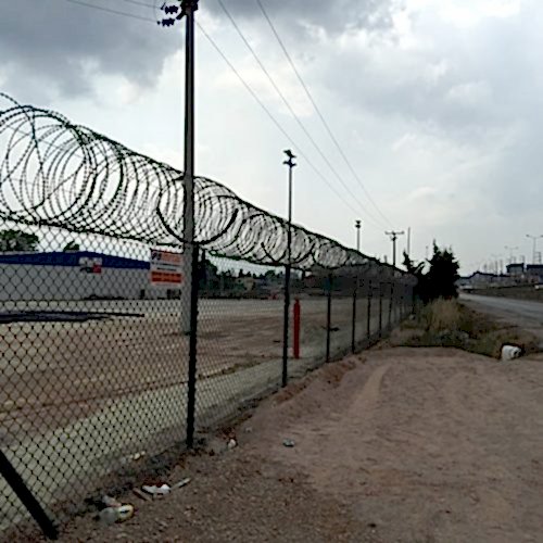 Boru Direkli Tel Çit