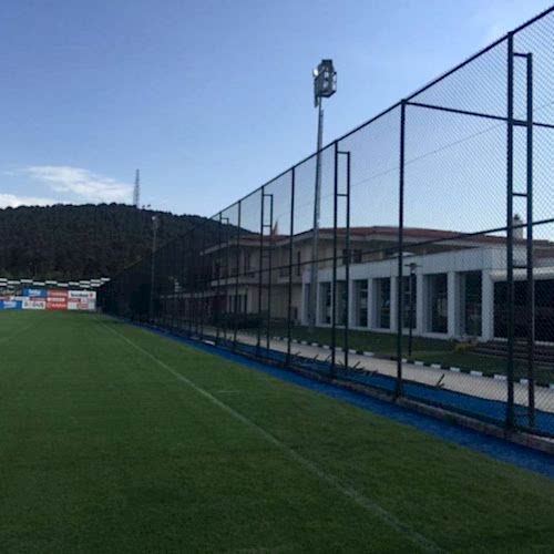 Spor Sahası Çitleri ve Zemin Kaplaması