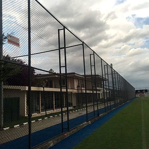 Spor Sahası Çitleri ve Zemin Kaplaması