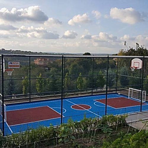 Spor Sahası Çitleri ve Zemin Kaplaması