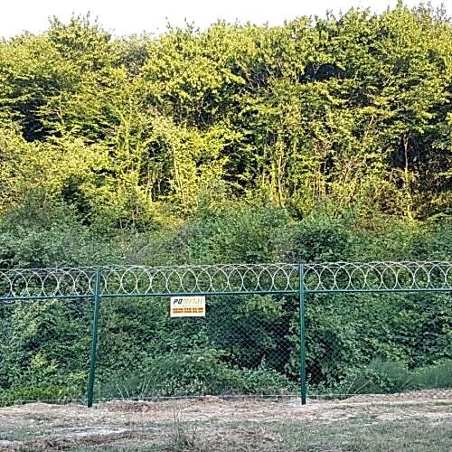 Boru Direkli Tel Çit