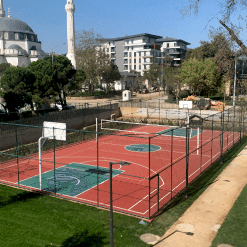 Emlak konut Çınarköy ilkokulu çok amaçlı spor sahası uygulaması